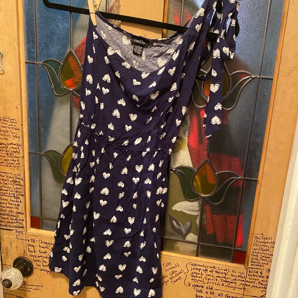 One shoulder dress
